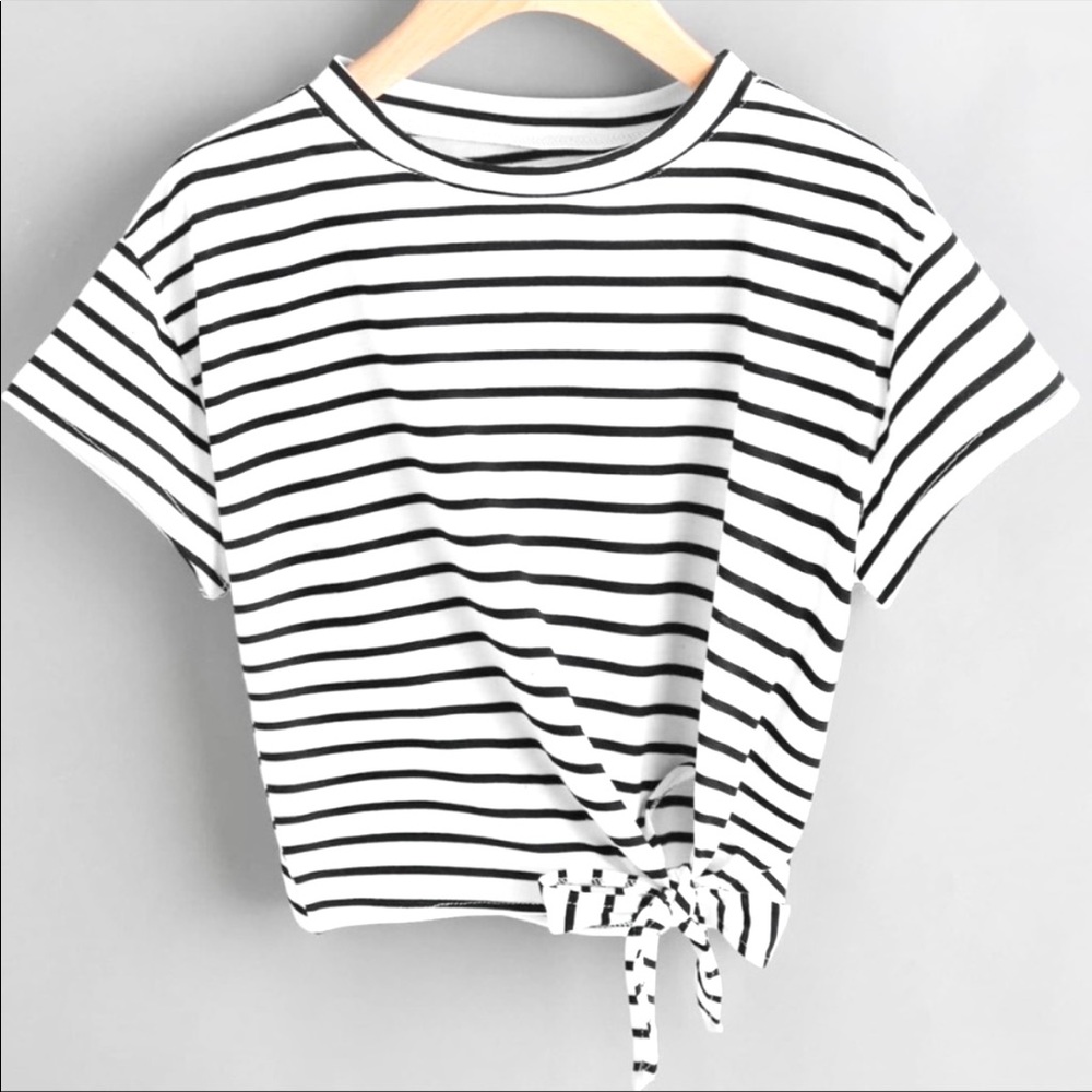 𝒩𝑒𝓌 ! Super Soft Cropped Side-Tied Hem Tee
